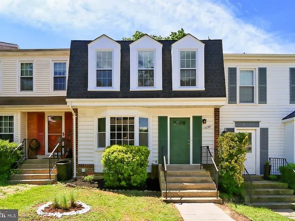 12099 Winona Dr, Woodbridge, VA 22192