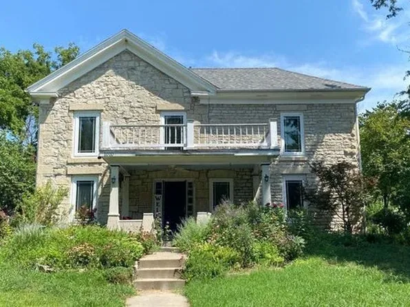 1010 Claflin Rd, Manhattan, KS 66502