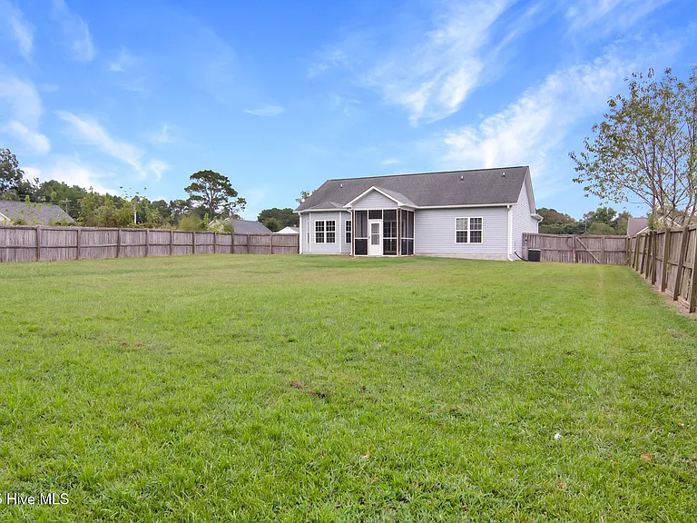 102 Conley Hills Dr — Photo 22