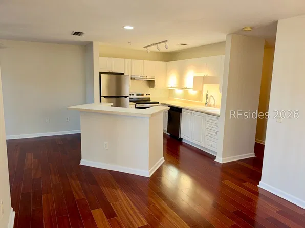 30 Paddle Boat Lane UNIT 302, Hilton Head Island, SC 29928