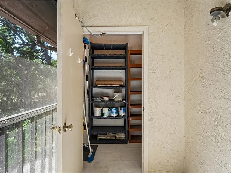 110 Hammock Pine Blvd — Photo 21