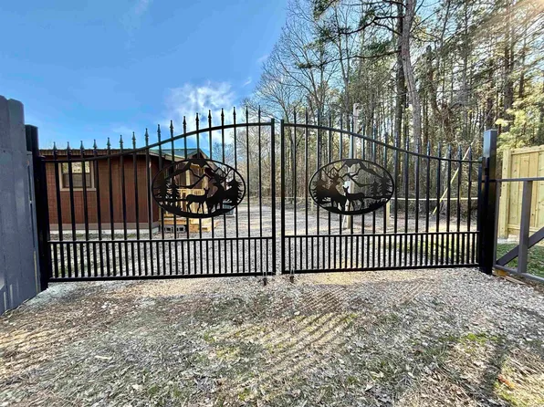 109 Sugar Loaf Rd, Amity, AR 71921