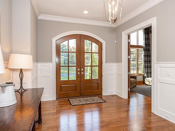 5th image of 7760 Campus Ln