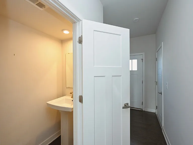 266 Dartmoor Pl — Photo 27