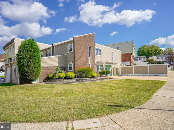 11101 Waldemire Dr, Philadelphia, PA 19154