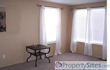 Living room - open and bright