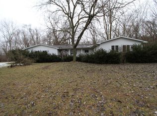 3290 Gruber Rd, Monroe, MI 48162