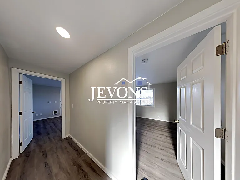 3303 S Ainsworth Ave #A — Photo 12