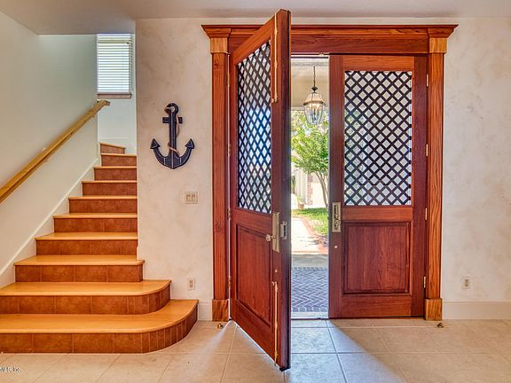 4 Oceanside Circle (MLS - LOW RES)-5
