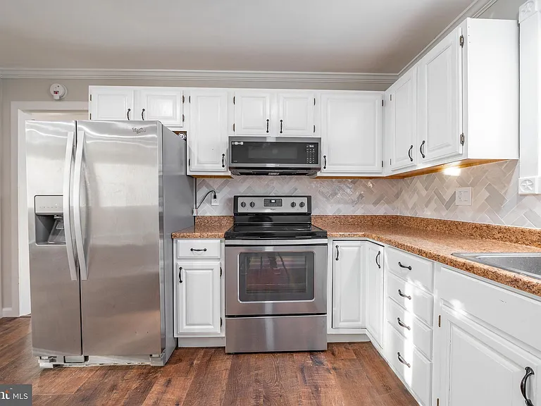 11419 Greenberry Rd — Photo 13