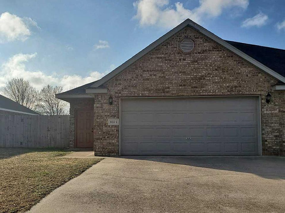 1st image of 815 Hindman Dr #1