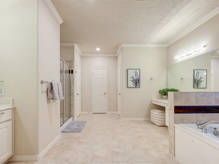 1147 Sopris Dr — Photo 31