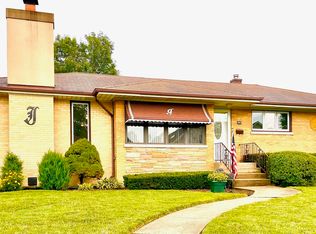 4927 N Sunrise Ln, Norridge, IL