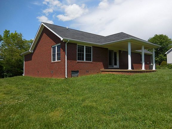 5th image of 193 Sycamore Ln