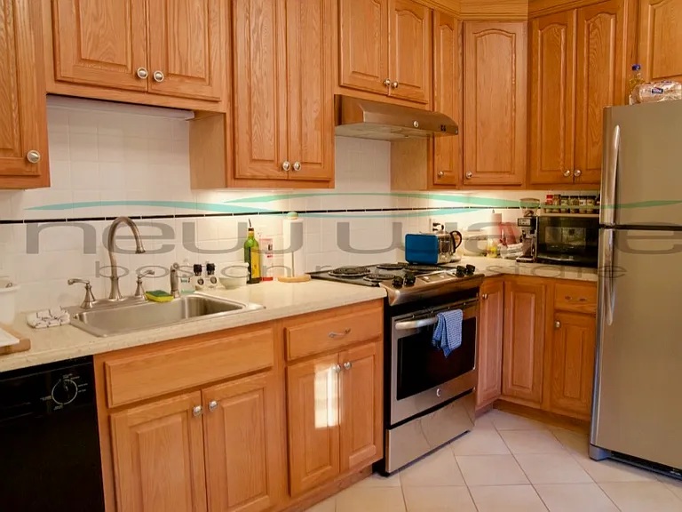 5 Phillips St #4 — Photo 3