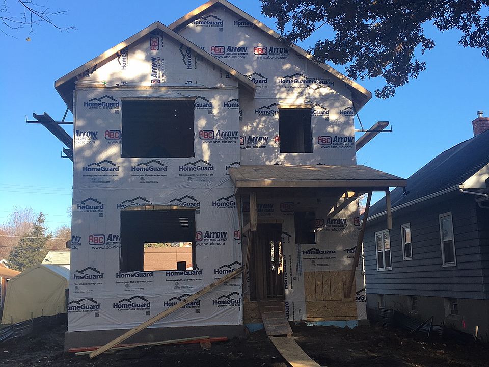 1st image of 943 James Ave