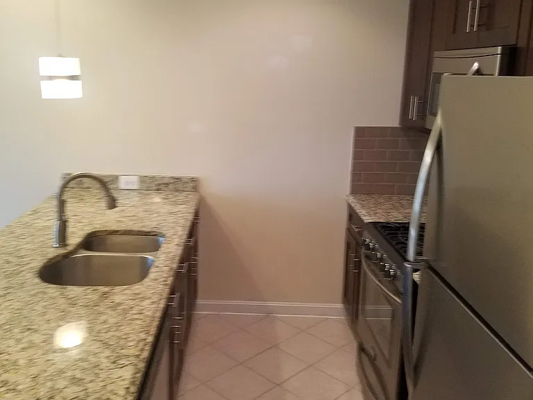 1107 Penn St NE #1 — Photo 5