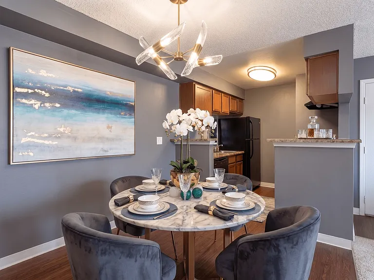Cambrian Apartments — Photo 27