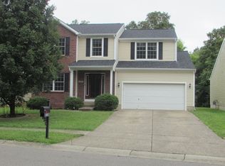 5215 Bannon Crossings Dr, Louisville, KY 40218