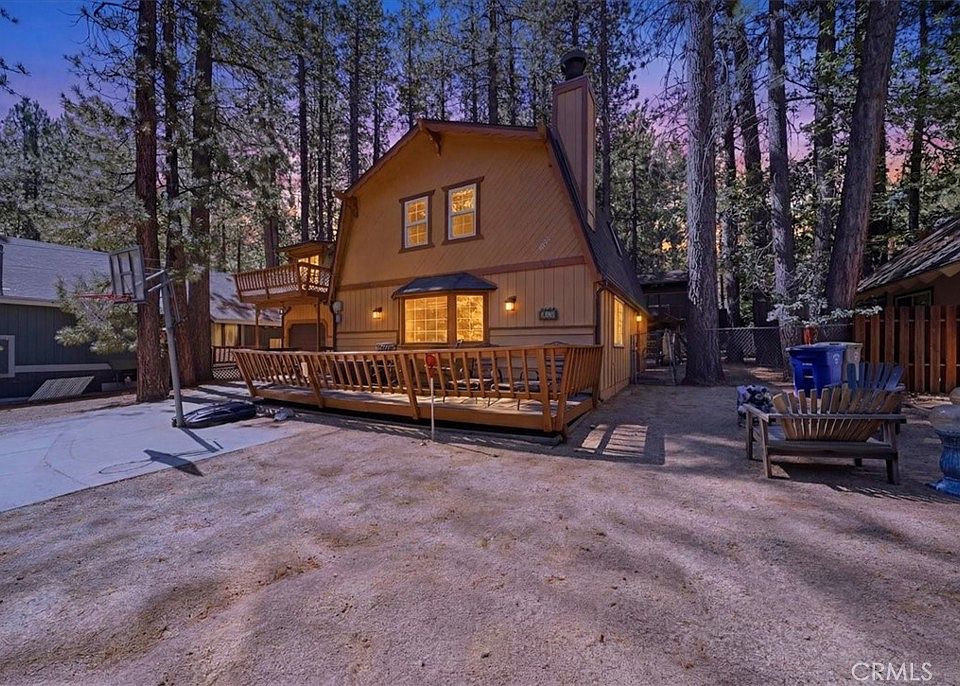 1st image of 41941 Evergreen Dr