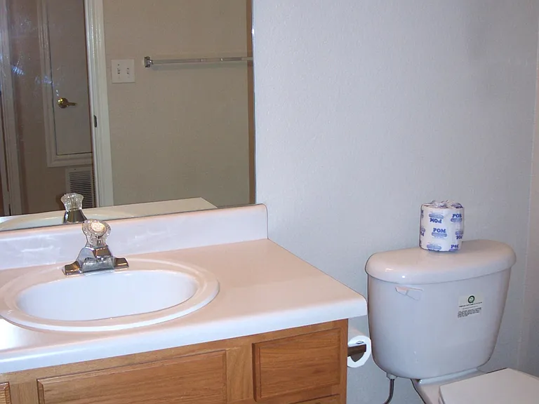 3732 Riviera Grv #202 — Photo 10