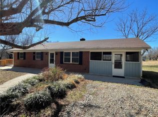 518 Russell Gap Rd, Moravian Falls, NC 28654