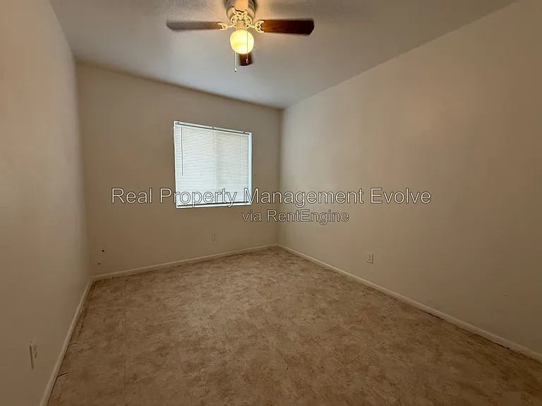 9248 W Mescal St — Photo 8
