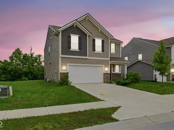 3684 Locust Dr, Danville, IN 46122