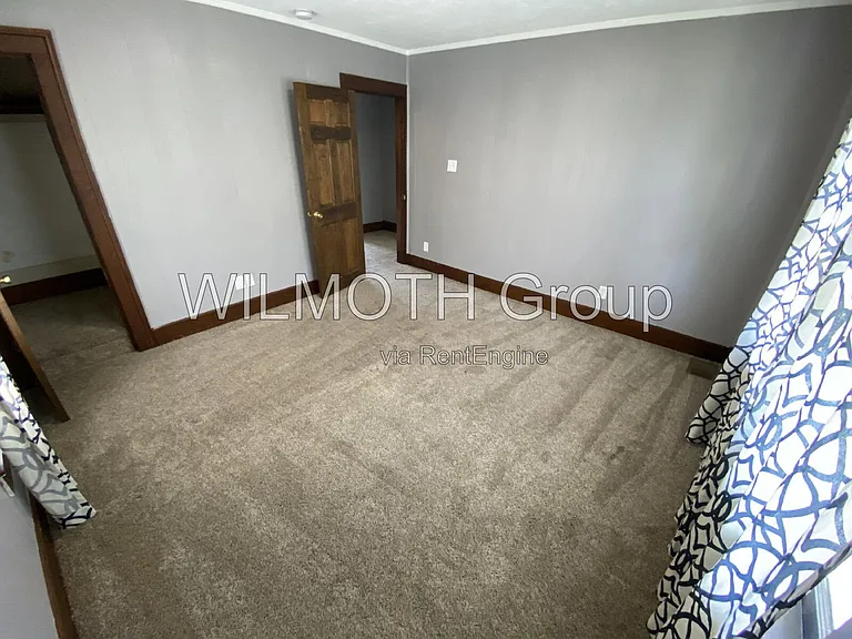 3047 N College Ave — Photo 16
