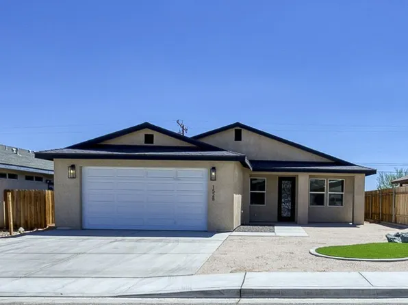 1528 Mayo St, Ridgecrest, CA 93555