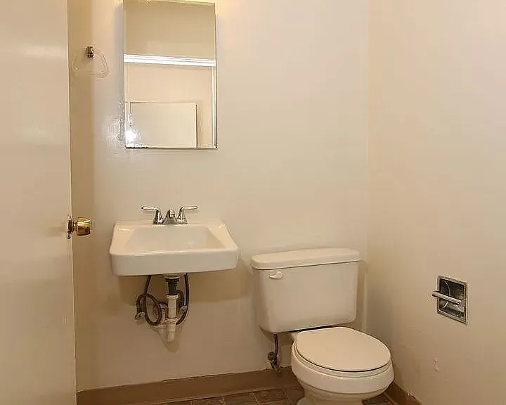 1810 Boylston Ave #205 — Photo 12