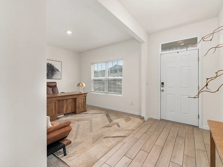 1443 NW 140th Way — Photo 2