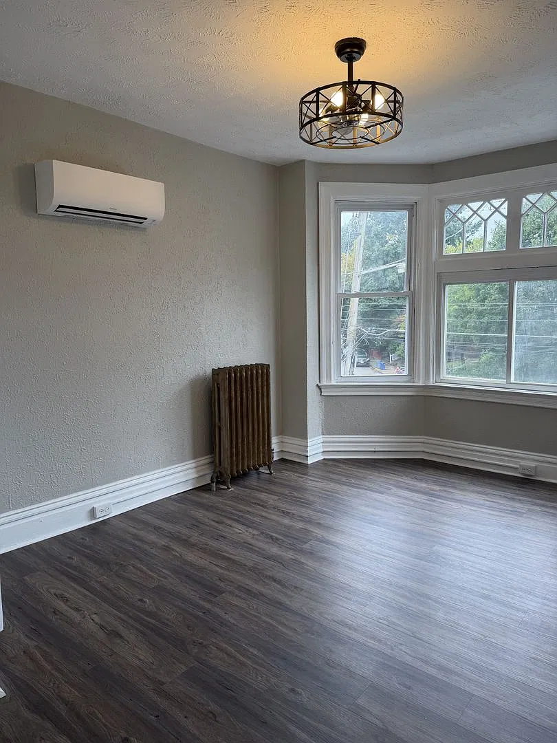 213 Morewood Avenue - PPE (Oakland) — Photo 4