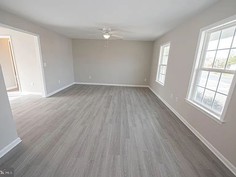 241 Morgans Ct — Photo 13
