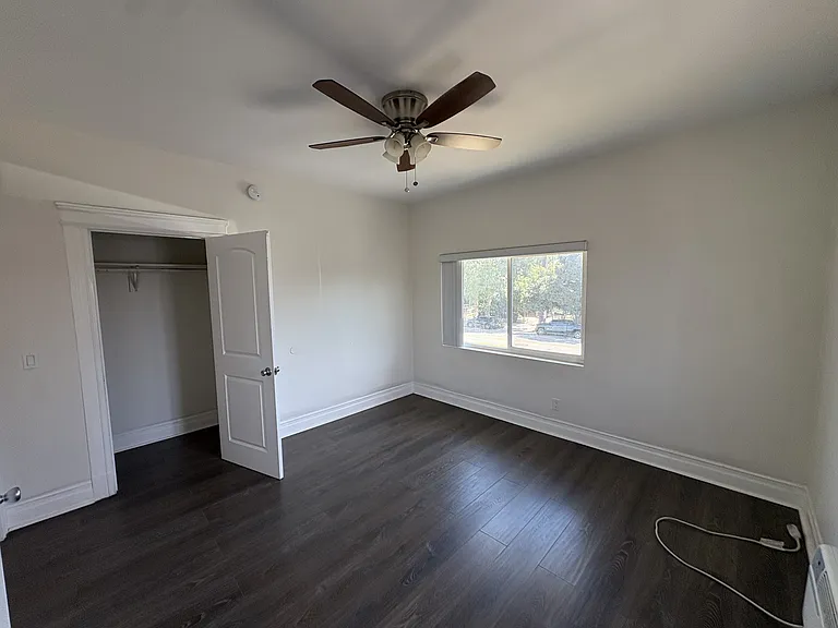 2223 Griffin Ave — Photo 8