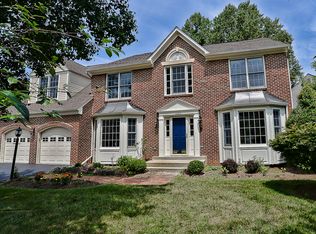 2162 Westglen Ct, Vienna, VA 22182