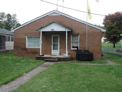 1433 Harding Ave, Waynesboro, VA, 22980