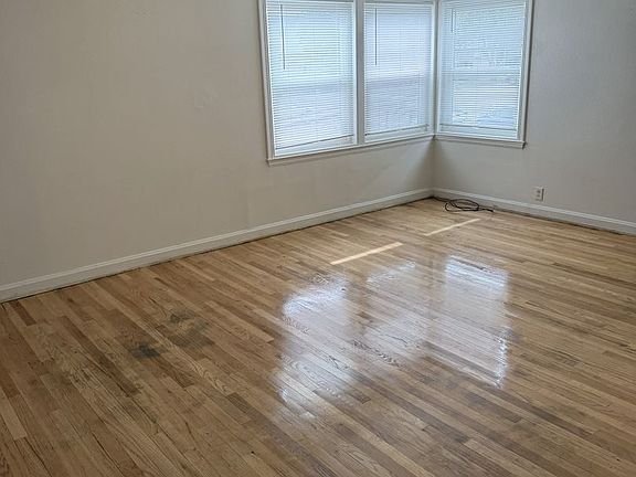 3rd image of 1312 6th St #510-4