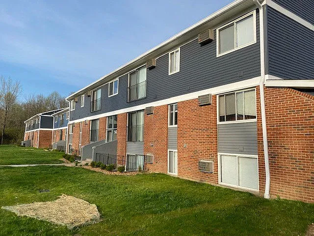 Day Heights Meadows — Photo 18