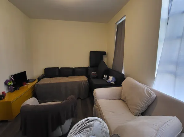 1506 Summit Avenue image 5 of 44