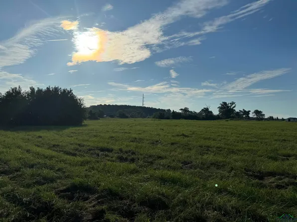 2541 County Road 403, Carthage, TX 75633