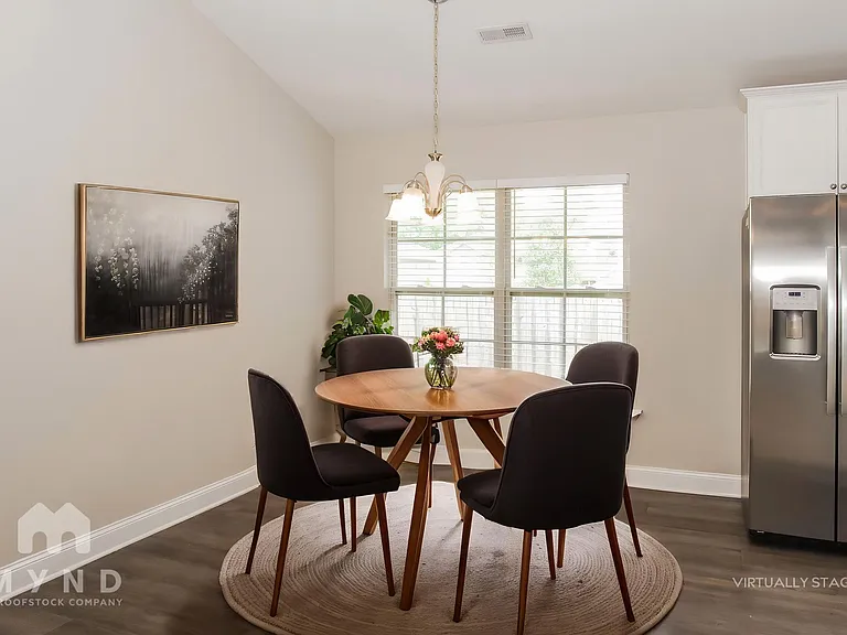 136 Pitts Griffin Dr — Photo 4