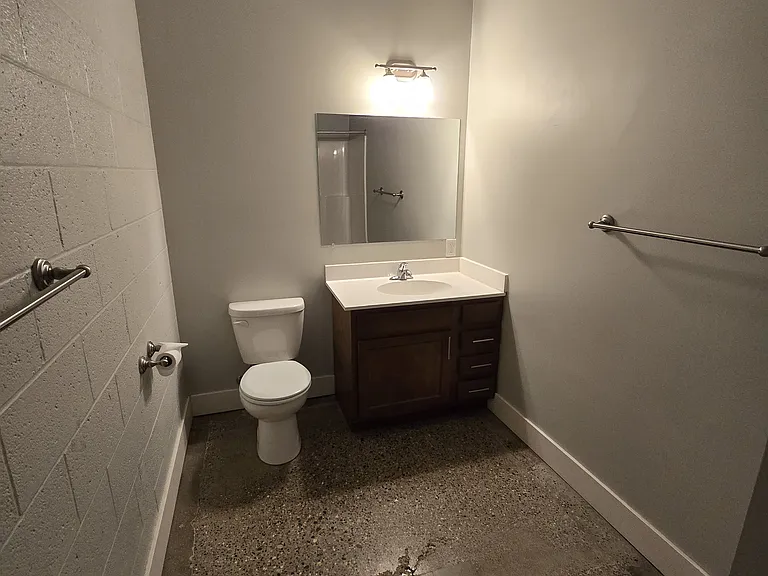 822 Cherry St SE #102 — Photo 15