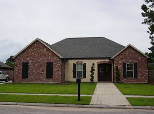 375 Tulip Dr, Houma, LA 70360