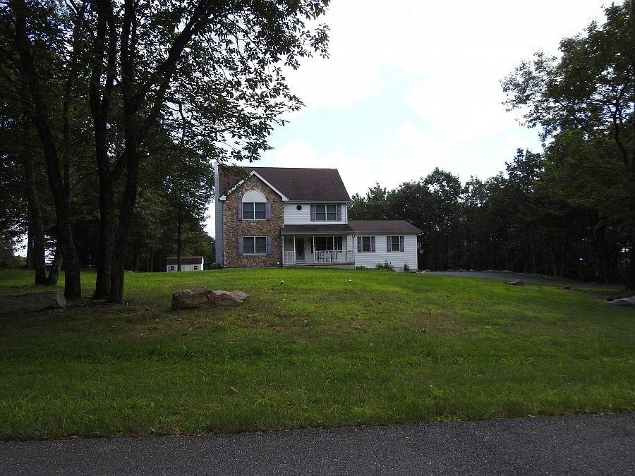 1st image of 75 Oak Ridge Dr