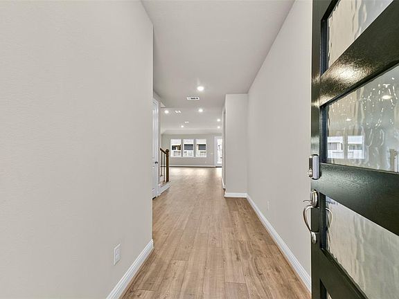 4th image of 623 Malibu Pines Drive