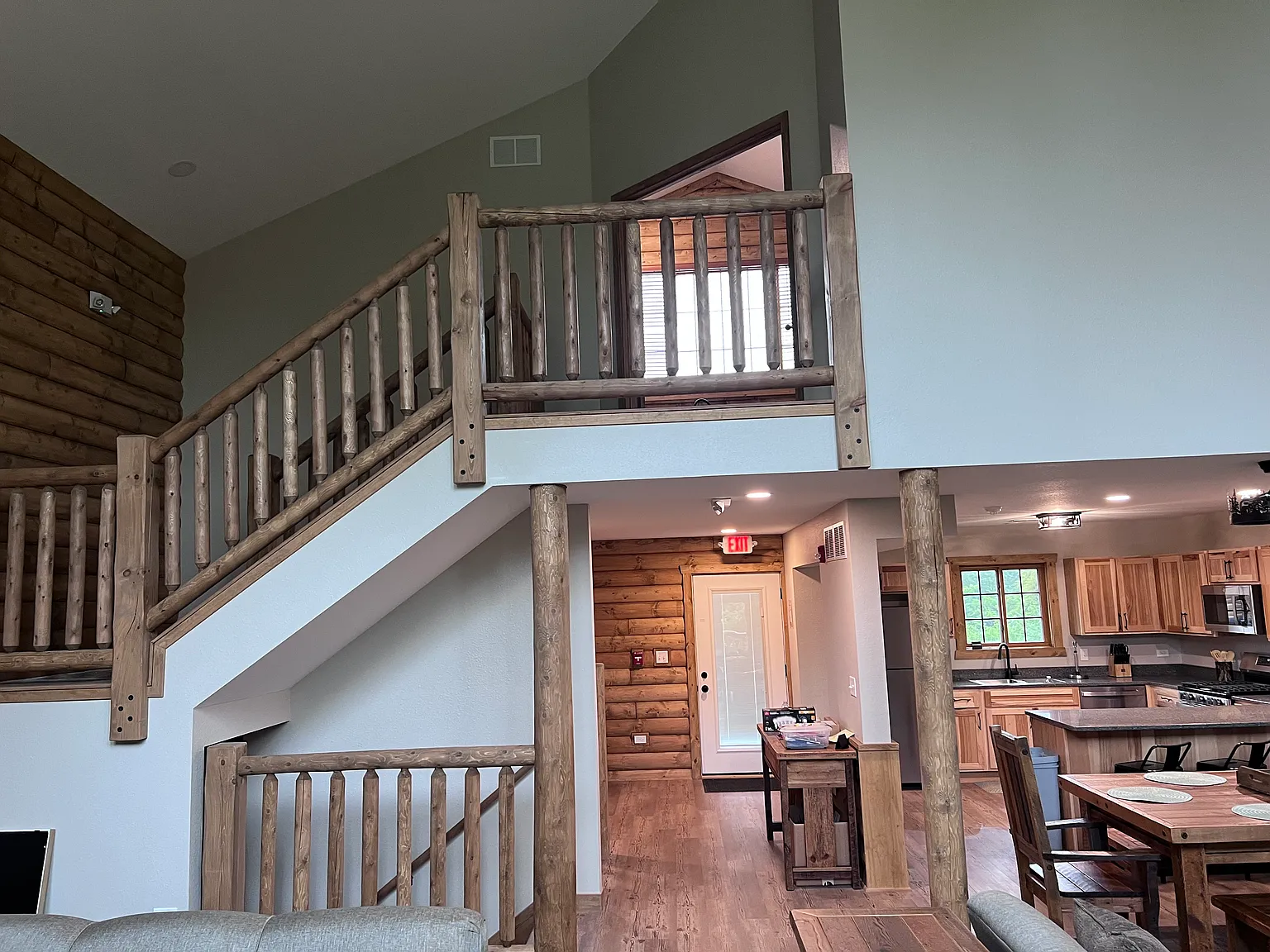 3 bed, 2800 sqft, $4,800 — Photo 4