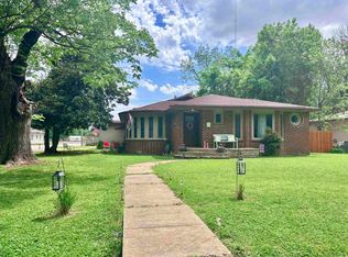 426 NW 2nd St, Walnut Ridge, AR 72476