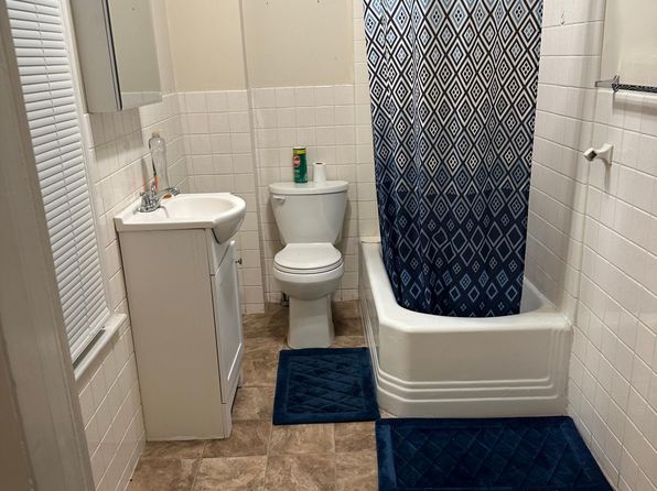 127 W 33rd St #2