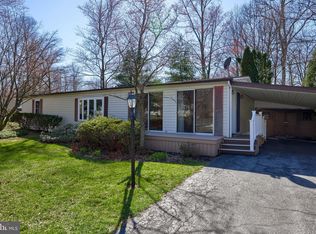 419 Maple Ave, Manheim, PA 17545